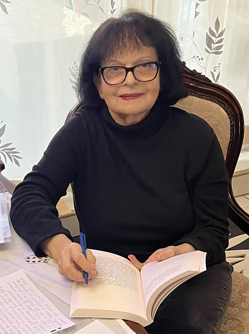 Auteur : Martine Delomme 